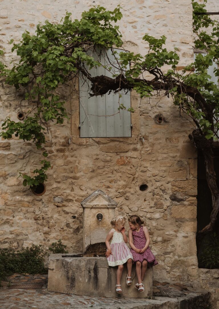 Lily en Iona - Familie shoot - Provençe, Frankrijk