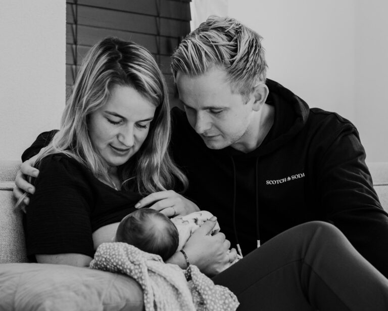 Simon, Renée en Jop- Newborn fotografie - Zuidhoorn